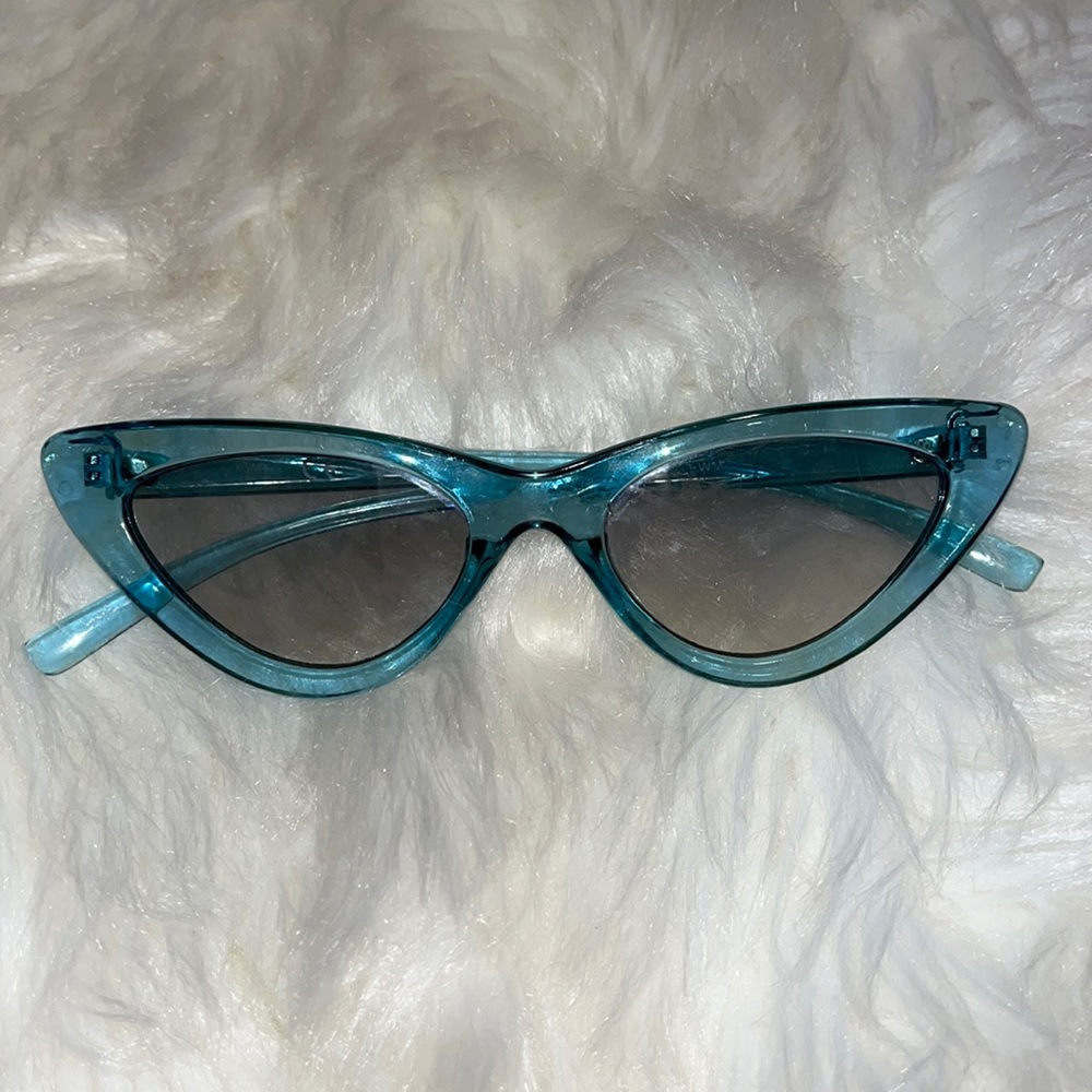 Blue 50’s sun glasses old fashioned